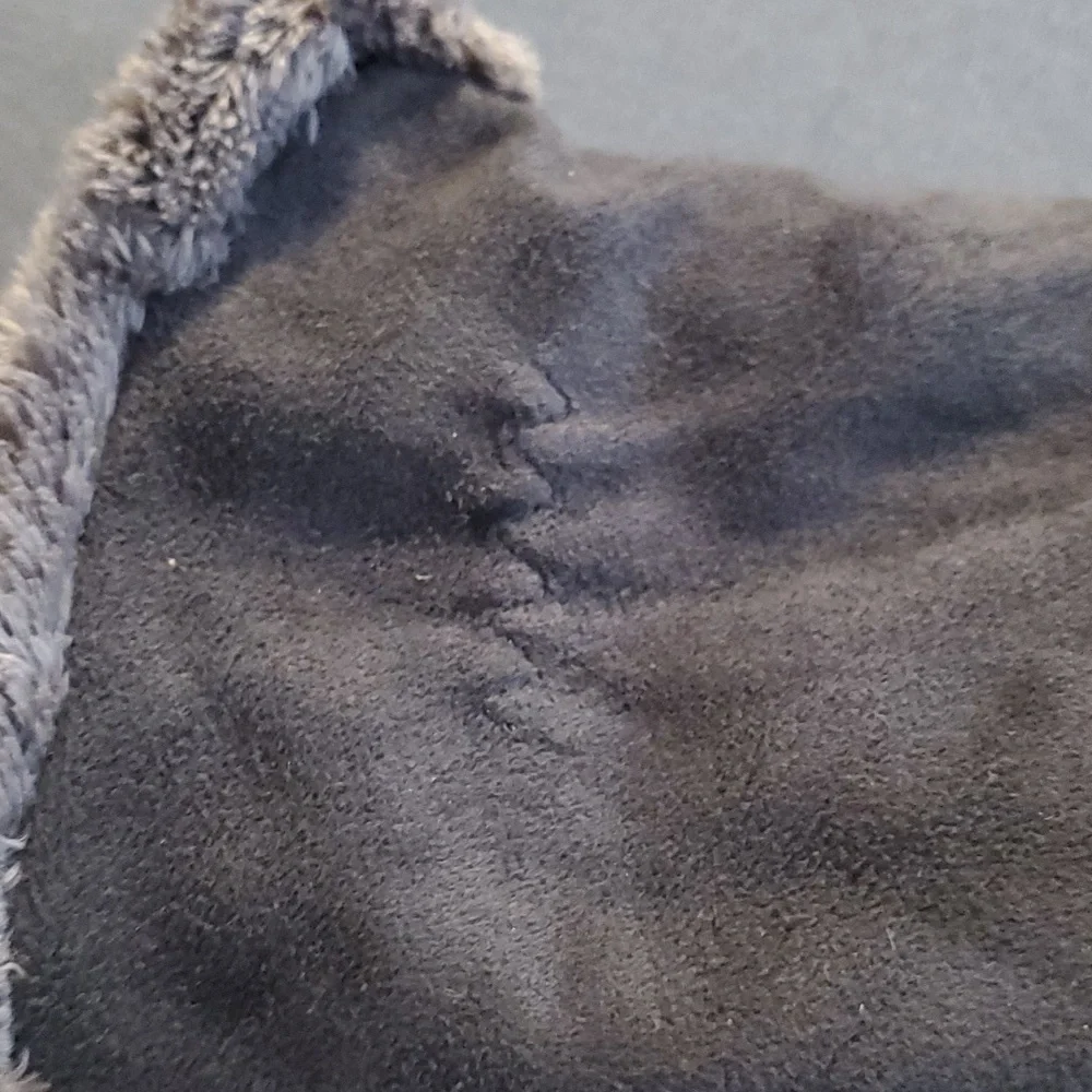 womens research gloves